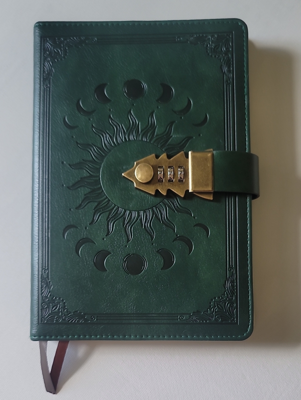Leather Lock Journal Dairy Green Hard Cover 240pg